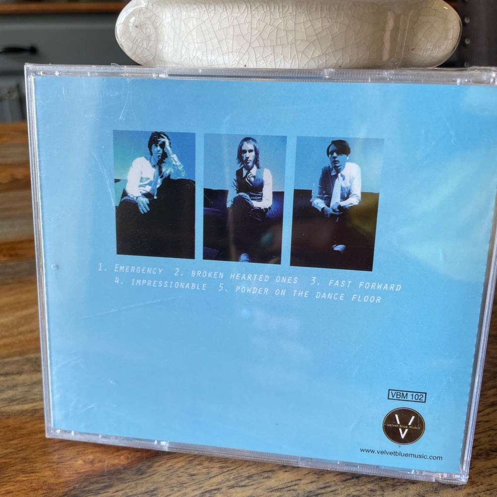 🎁Silver Cities, music CD - Picture 2 of 6